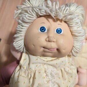 1980s Cabbage Patch Doll - Girl